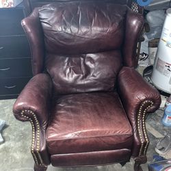 Leather Lounge Chair 