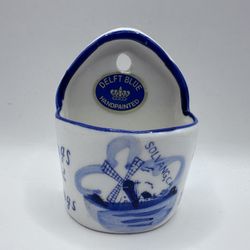 Delft Blue “Rings & Things” Hanging Ring Holder