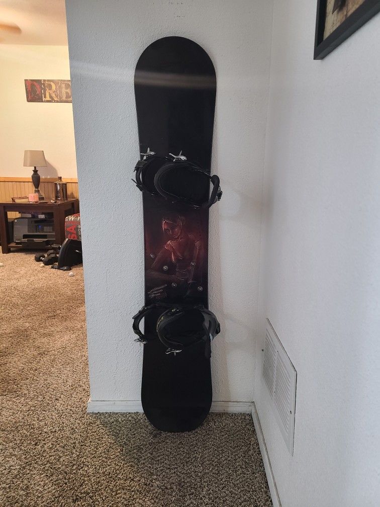 BURTON Rewind Series 153cm Snowboard w/Sapient Bindings