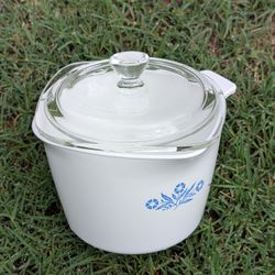 Corning Ware P-55-B 1 QT. Iconic Blue Cornflower Pattern With Original Lid