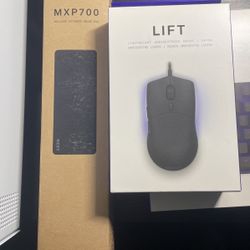 Keyboard, Mouse And XL Mouse Pad Bundle 