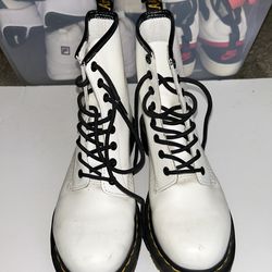 Dr. martens softy size 8