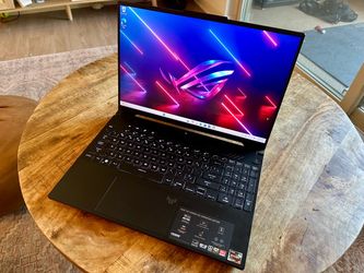 16” Asus High End Gaming Laptop (Ryzen 7, 16GB, Radeon RX7700, 165Hz Display, 1TB SSD Storage)
