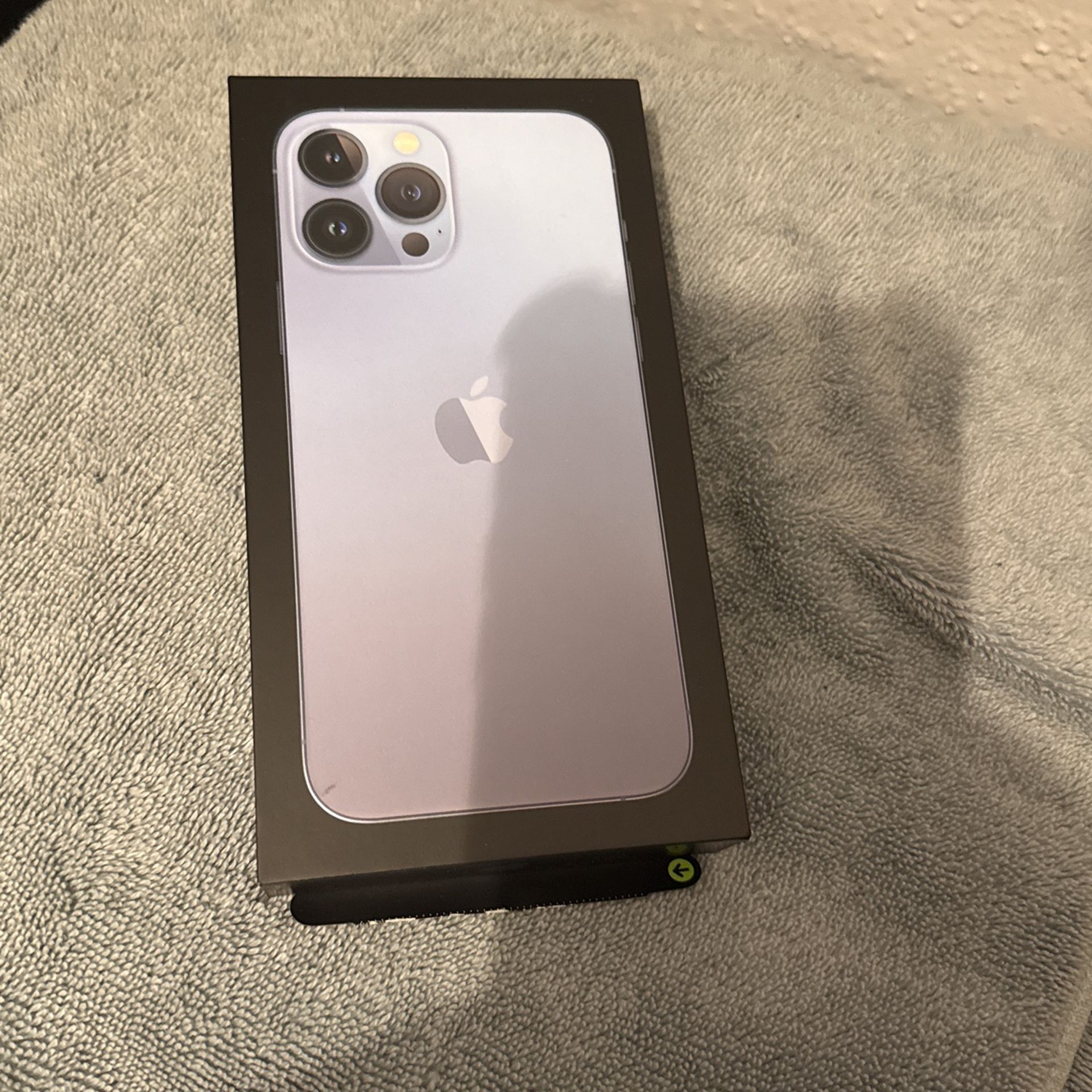 Iphone 13 Pro Max Empty Box