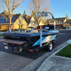 Malibu Ski Boat Replaced Engine >50Hours