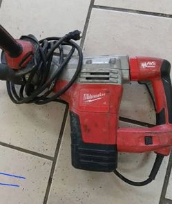 Milwaukee 1/34s Roto Hammer 