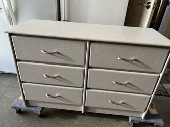 Six drawer dresser