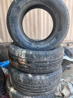 Michelin Primacy 275/65R18 Tires Set
