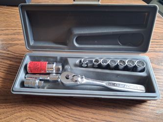 Vintage Craftsman USA 11 Piece 3/8" Drive SAE Socket Wrench Set Case Teardrop