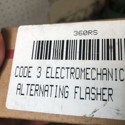 Code 3 Headlight and Taillight Flasher