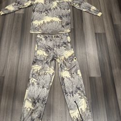 Camouflage True Sage Pants And Shirt New Condition,never Worn Outside.Rare Camouflage 