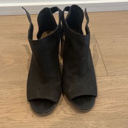 Black Medium Heels