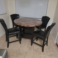 Round Dining Room Table