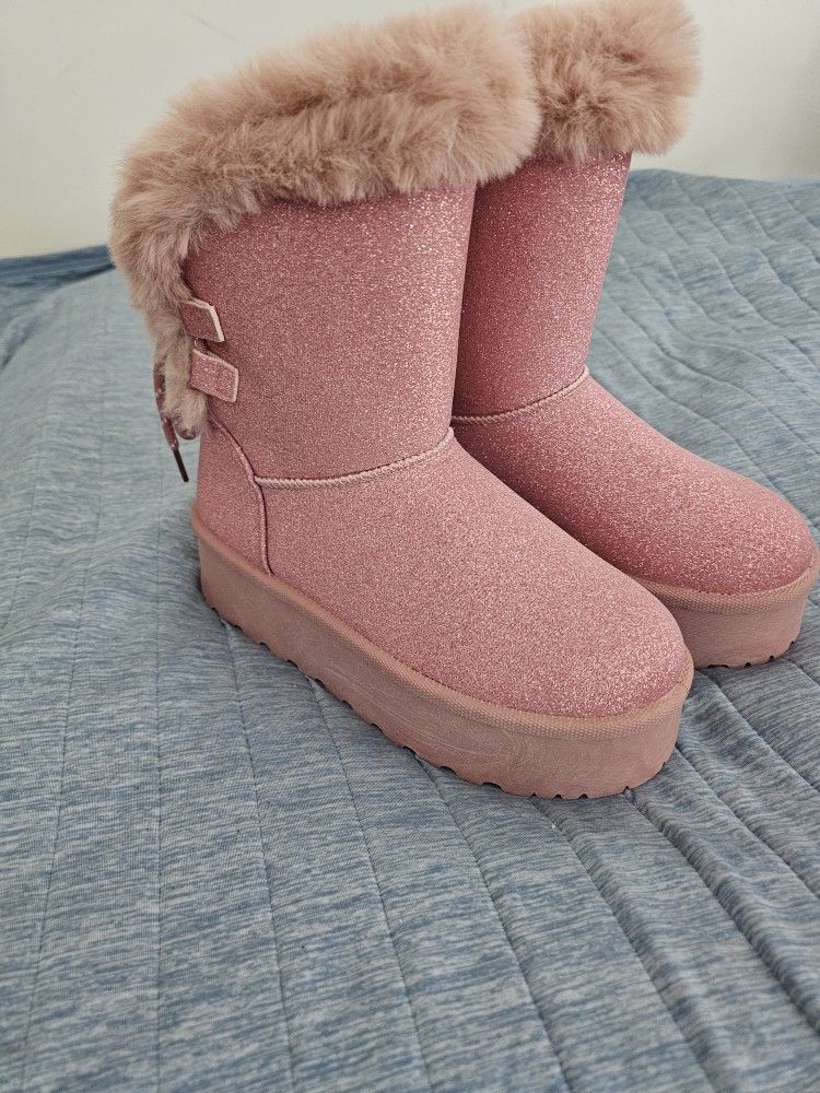  Glittery Pink Boots Size 7