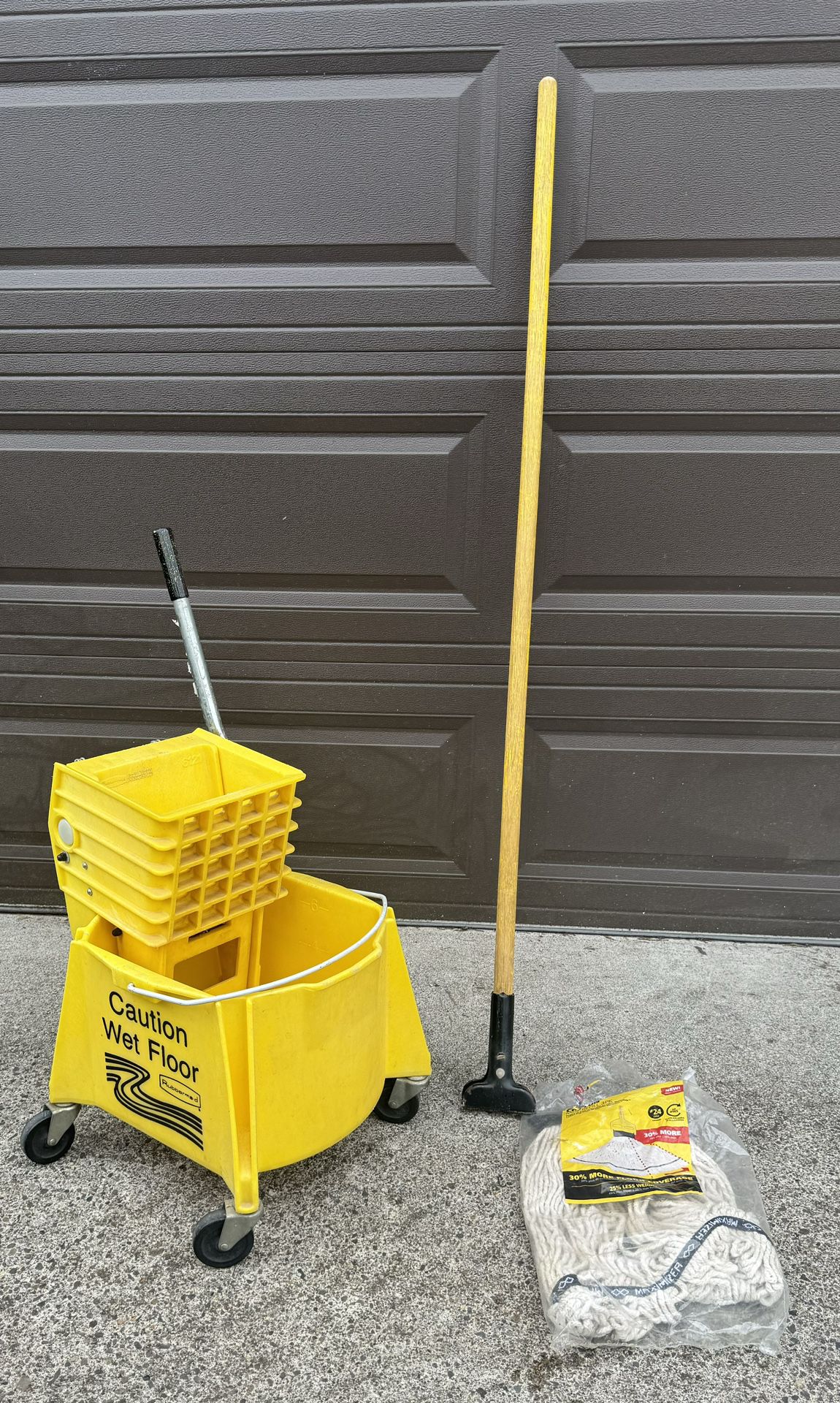 Commercial Industrial Mop and Bucket 