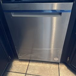 Dishwasher Whirlpool 