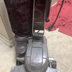 Kirby G5 Vacuum cleaner With Attachments