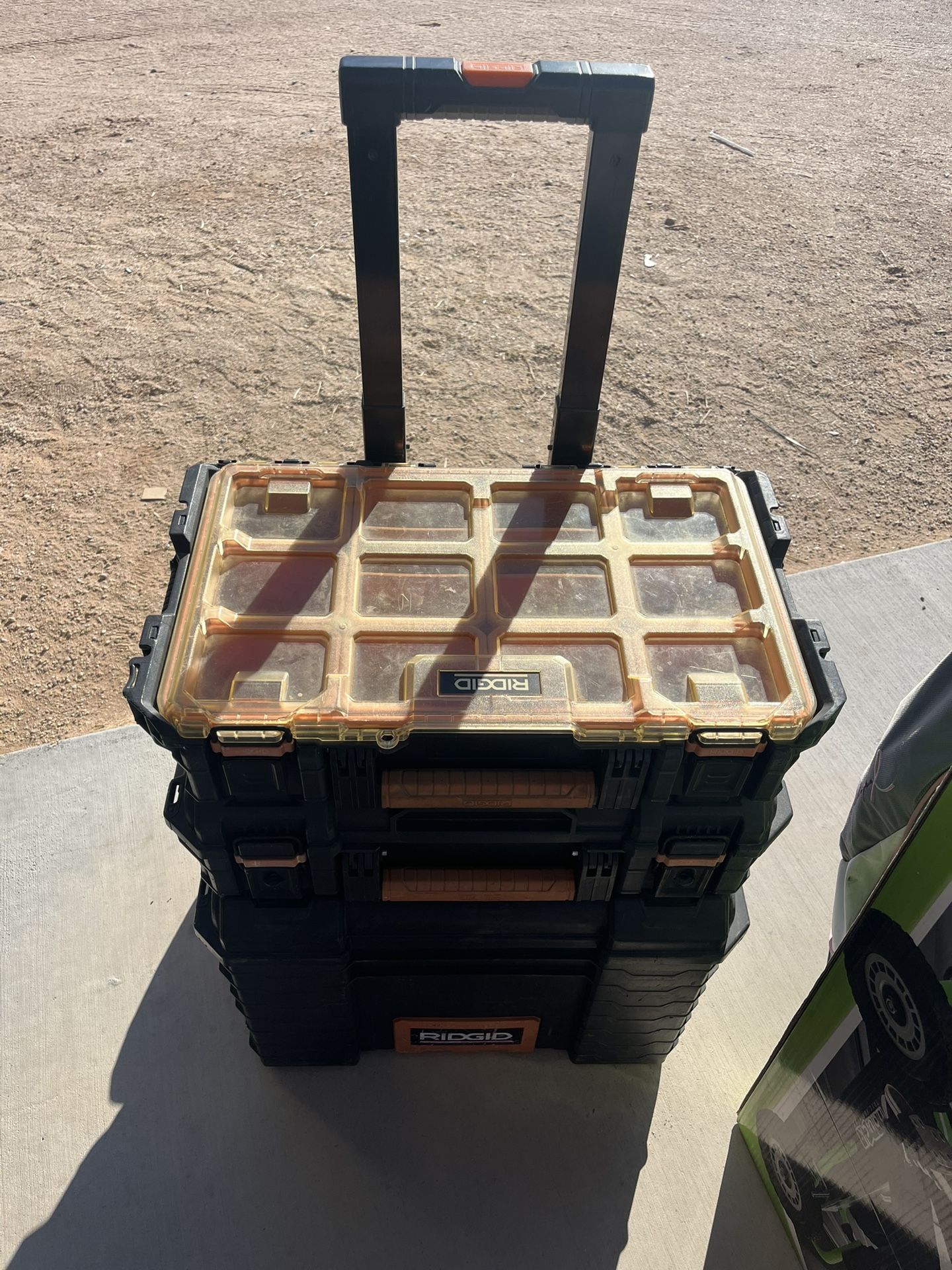 Rigid Rolling Tools Box Stackable