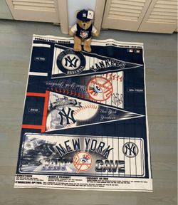 NEW YORK YANKEES MEMORABILIA 