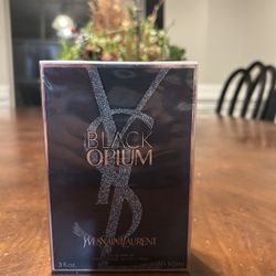 YvesSaintLaurent Black opium