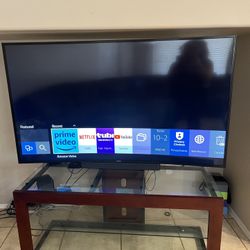 65 Inch Samsung Curved HD TV With TV Stand 