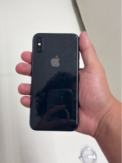 iPhone X 64GB Unlocked – Excellent Condition + Charging Cable