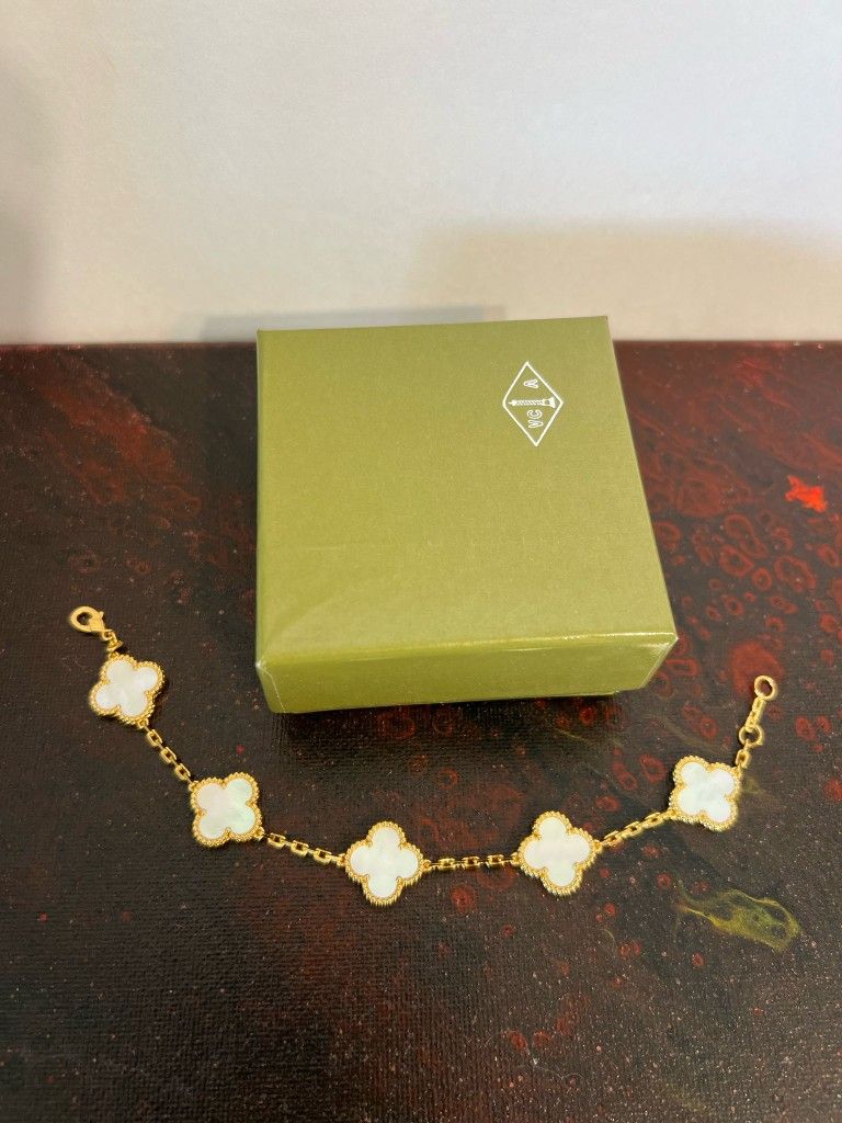 Van Cleaf Bracelet