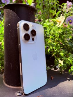 iPhone 15 Pro 128GB unlocked