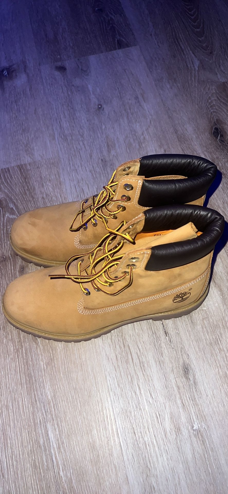 Timberland premium 6 in waterproof boot wheat nut buck size 9.5