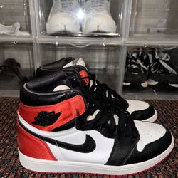 Air Jordan 1 Retro High Satin Black toe W Size 11.5W/10M