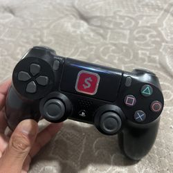 PS4 Controller 