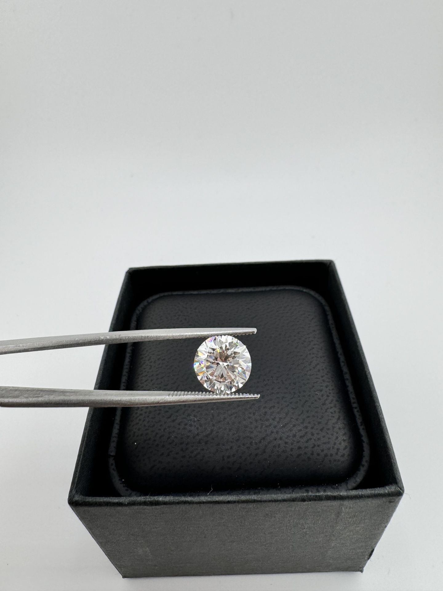 3.01 Ct Lab Grown Round Diamond 