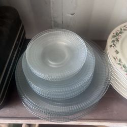 Fine China Dinnerware 