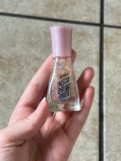 Sparkly nail polish
