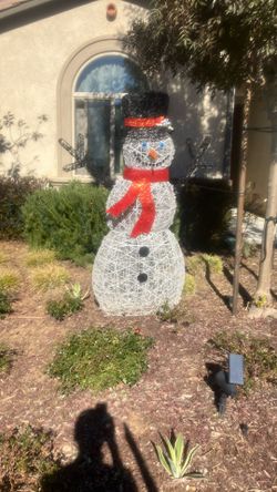 Lighted Snow Ban Christmas Display 4 Feet Tall Ready To Go
