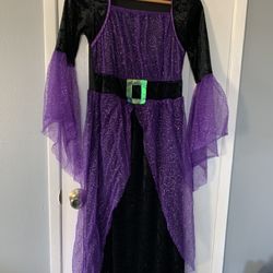 Girls Size 10 Witch Costume.