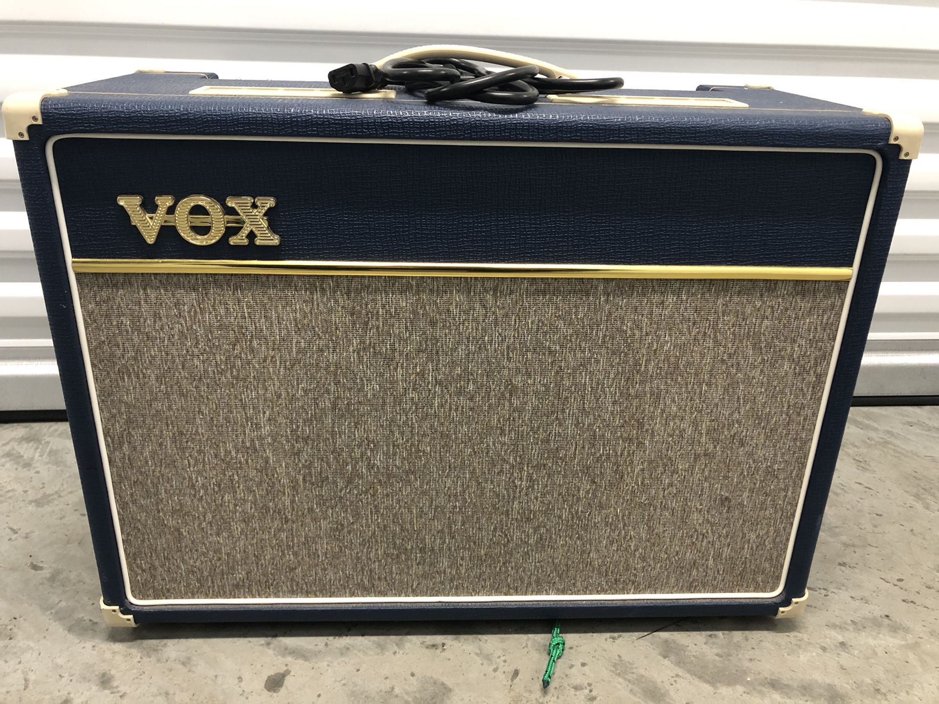 Guitar amp Vox Ac15
