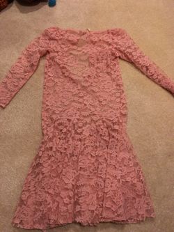 Woman’s Dress size 6 or 8