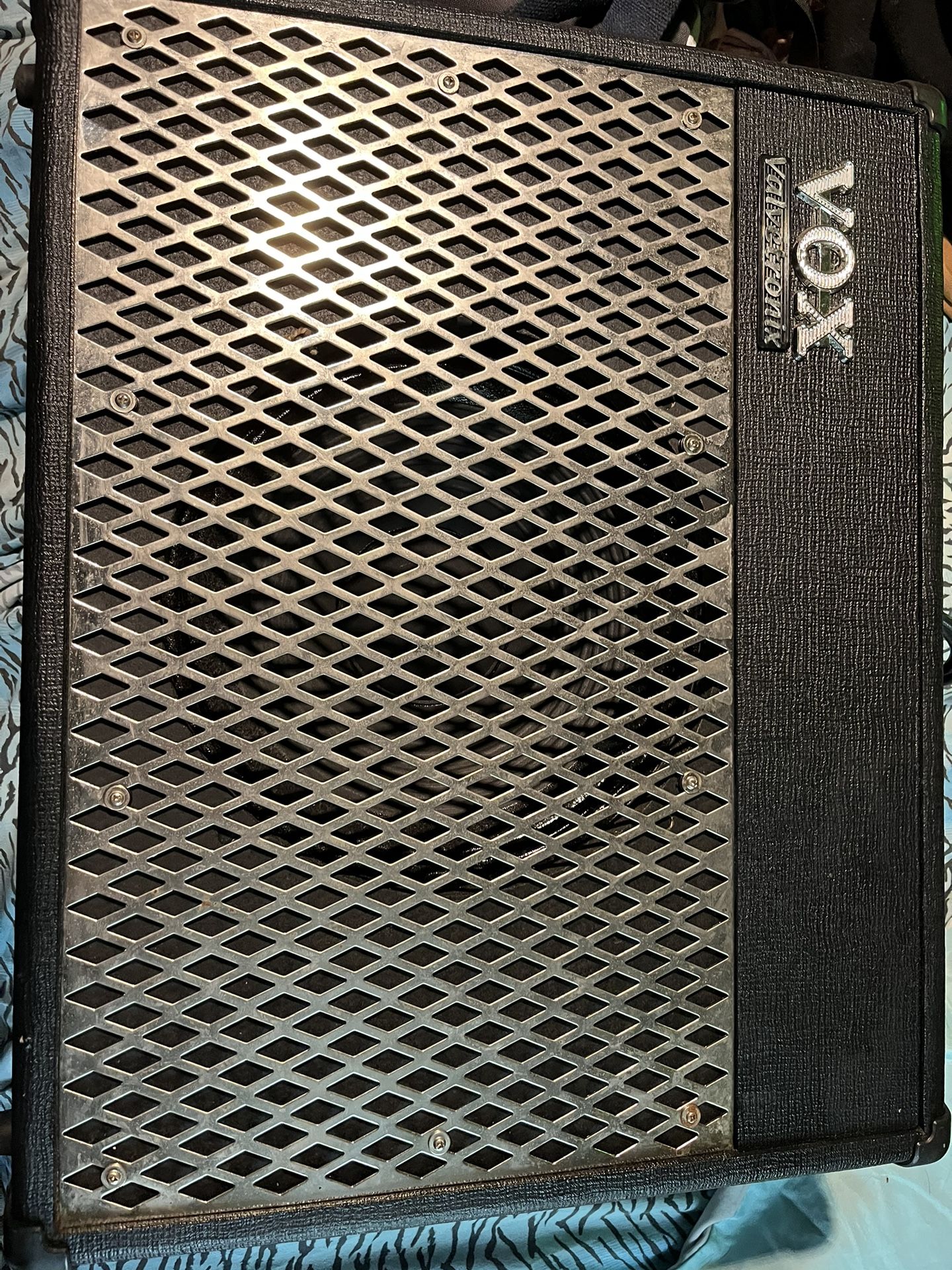 Vox Valvetronix Guitar Amp