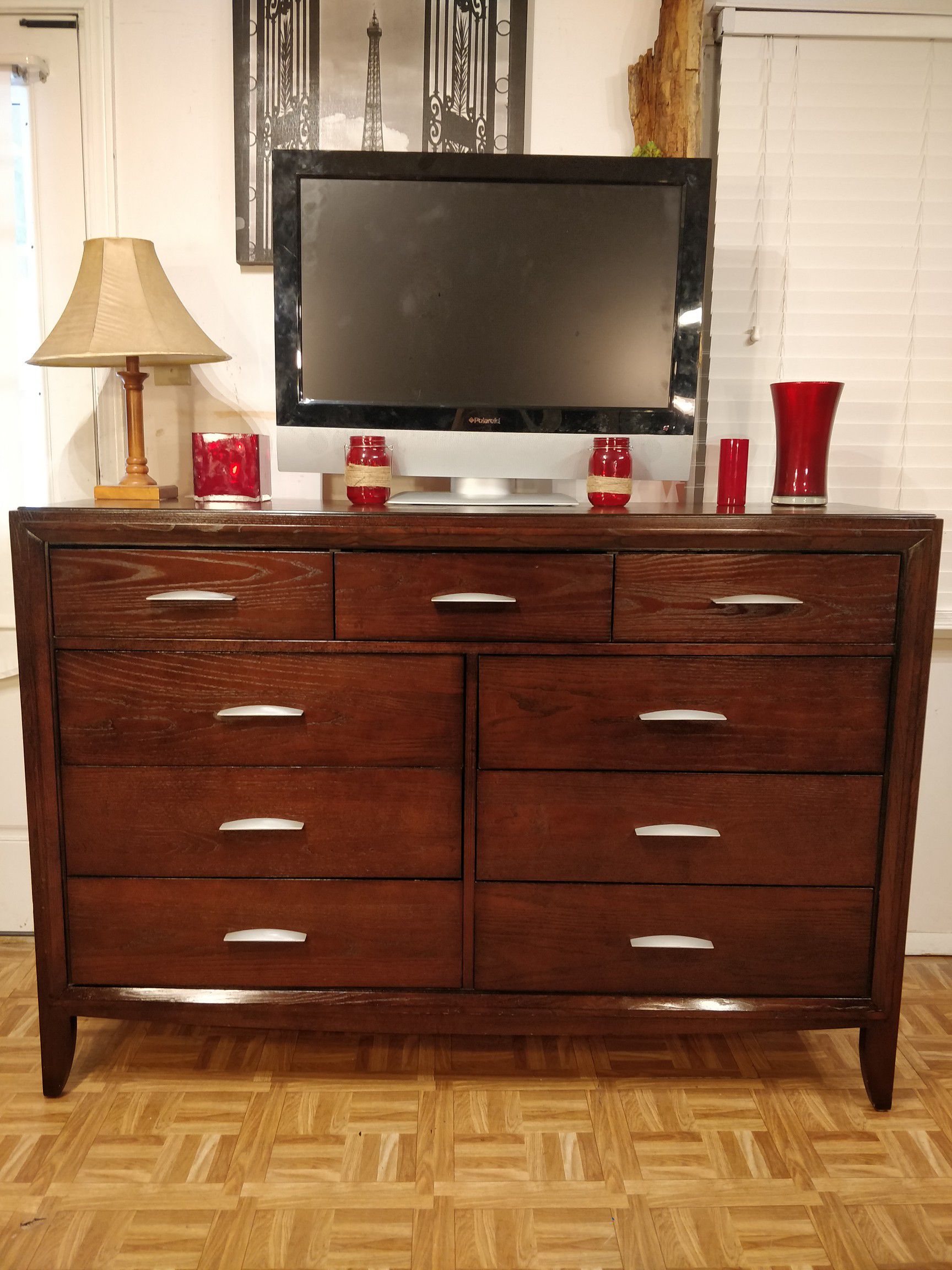 Nice solid wood modern big dresser/TV stand/ buffet with 9 drawers in very good condition, all drawers sliding smoothly. L60"*W18.4"*H42"