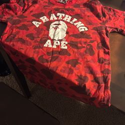 Bape t