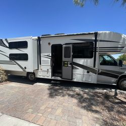 2018 Odyssey Entegra 31L Class C RV