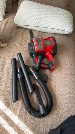 Milwaukee Compact Vacuum
