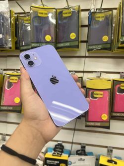 iPhone 12 128GB UNLOCKED 