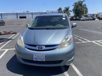 2010 Toyota Sienna
