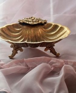 Vintage Filigree Soap Dish
