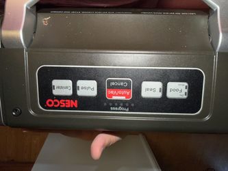 Vacuum sealer