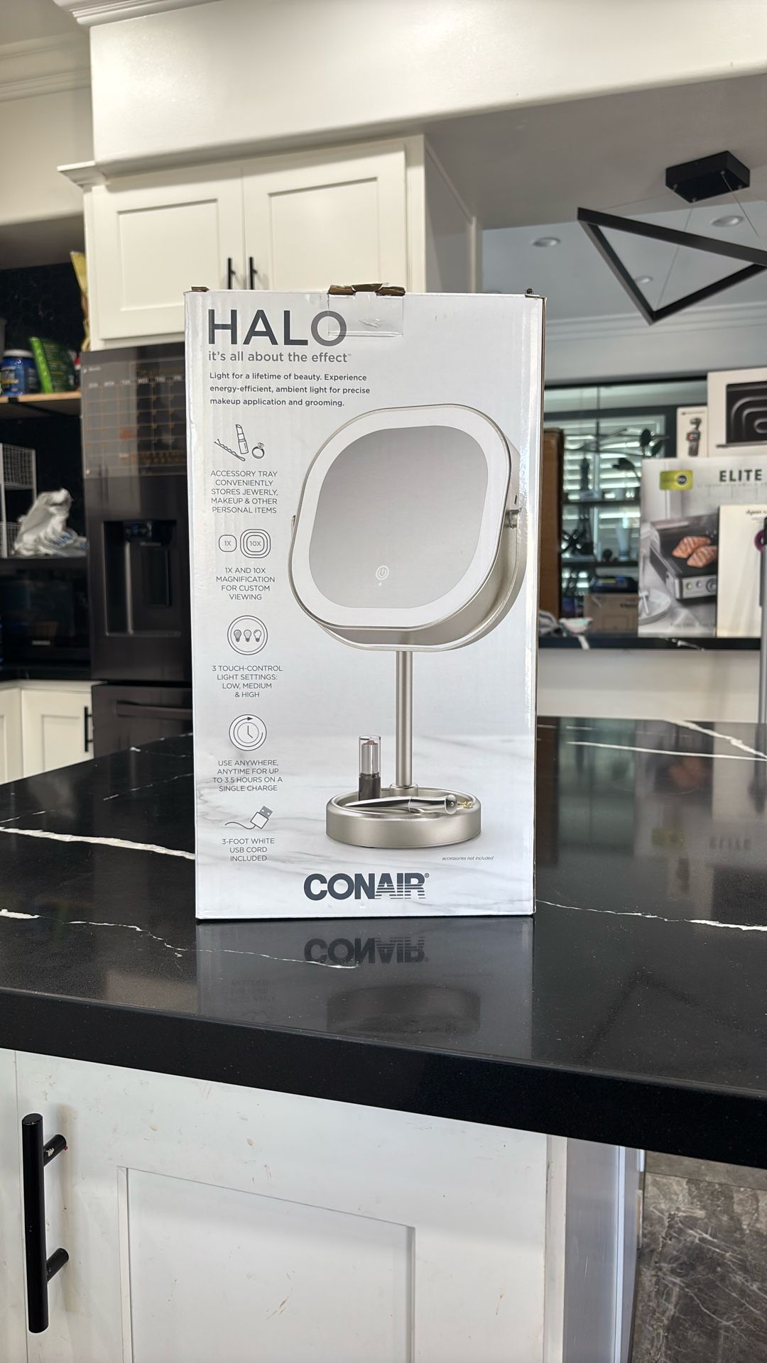 Halo Rechargeable Cordless Design Led Lighting Mirror