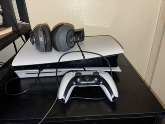 PS5 Slim Disc Edition