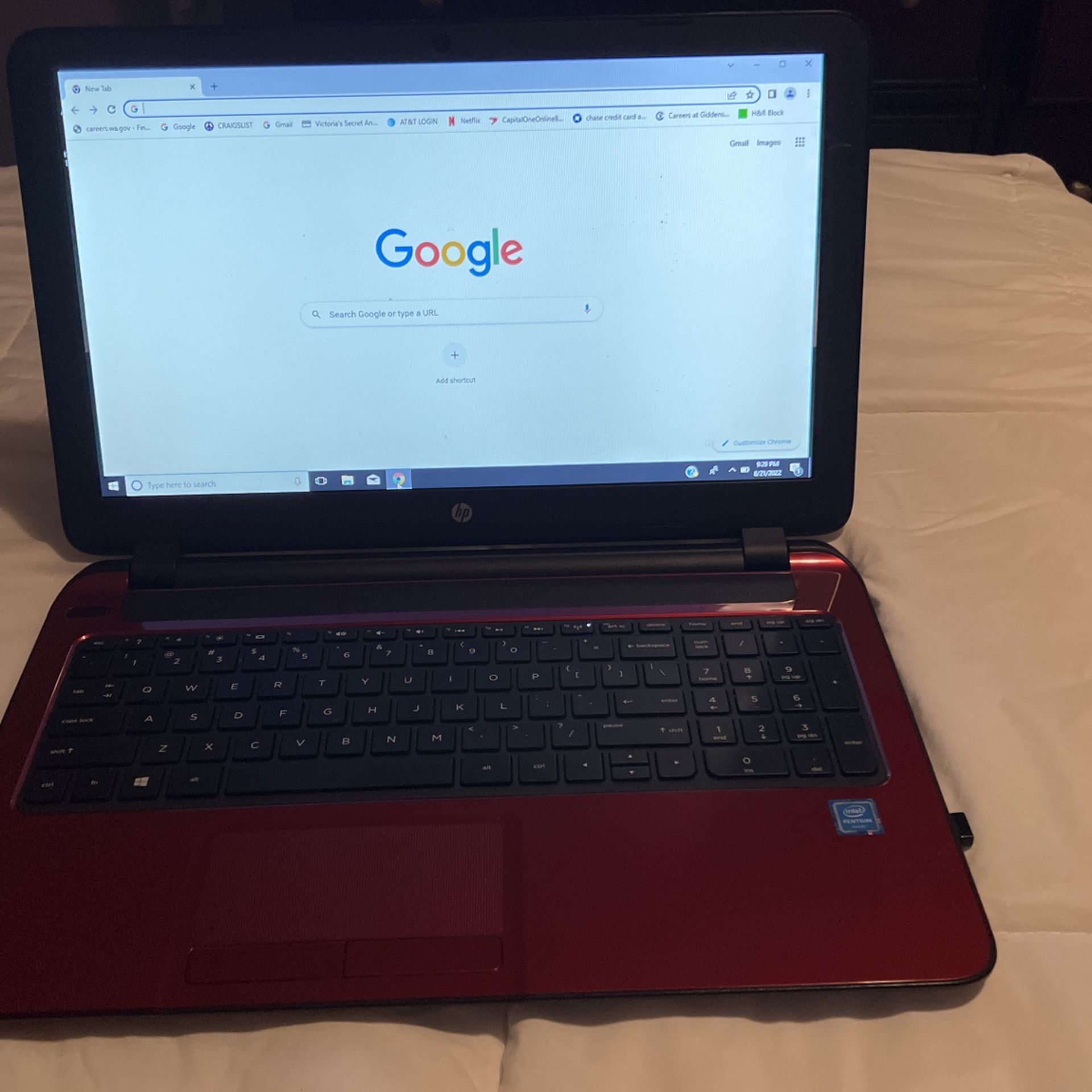 Laptop HP Red
